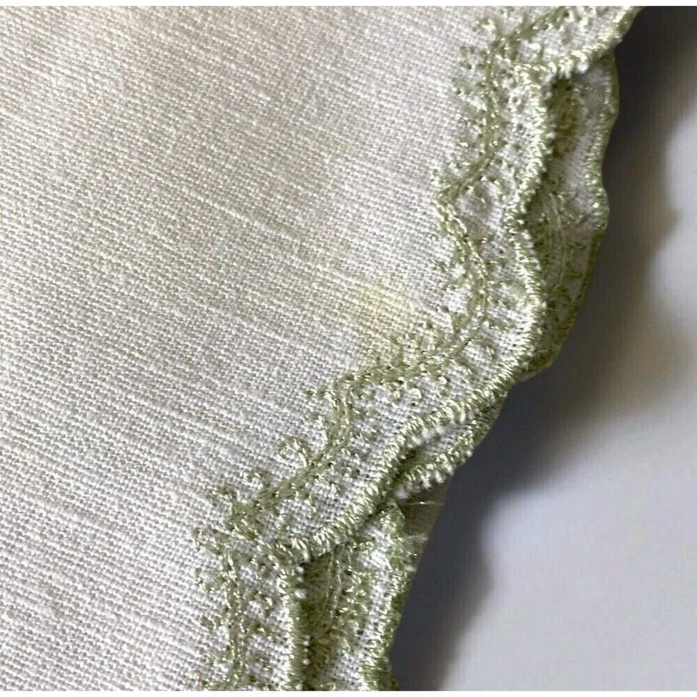 Simply Shabby Chic Rachel Ashwell Embroidered Cotton Linen Napkins Four 19”